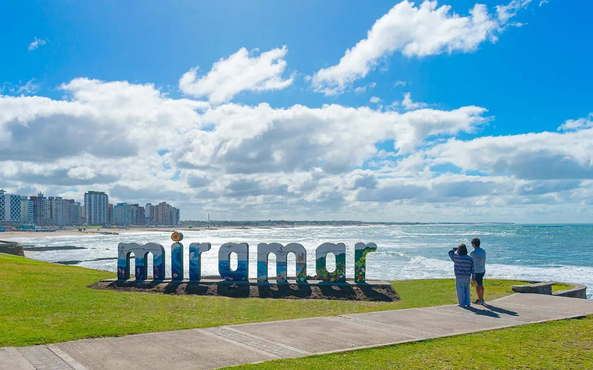 Al parecer Playa Miramar no es la única que se llama de esa forma, hay varias alrededor del mundo Facebook @